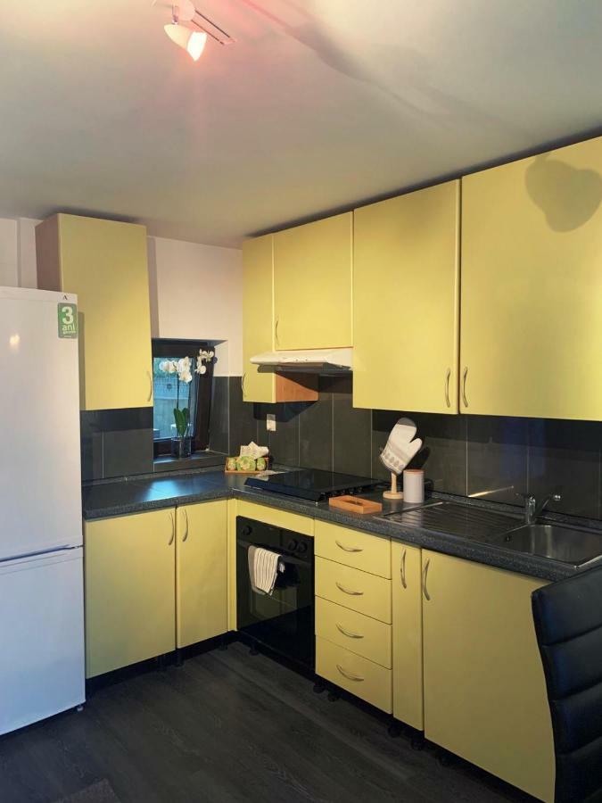 Lux Apartament Zilah Kültér fotó